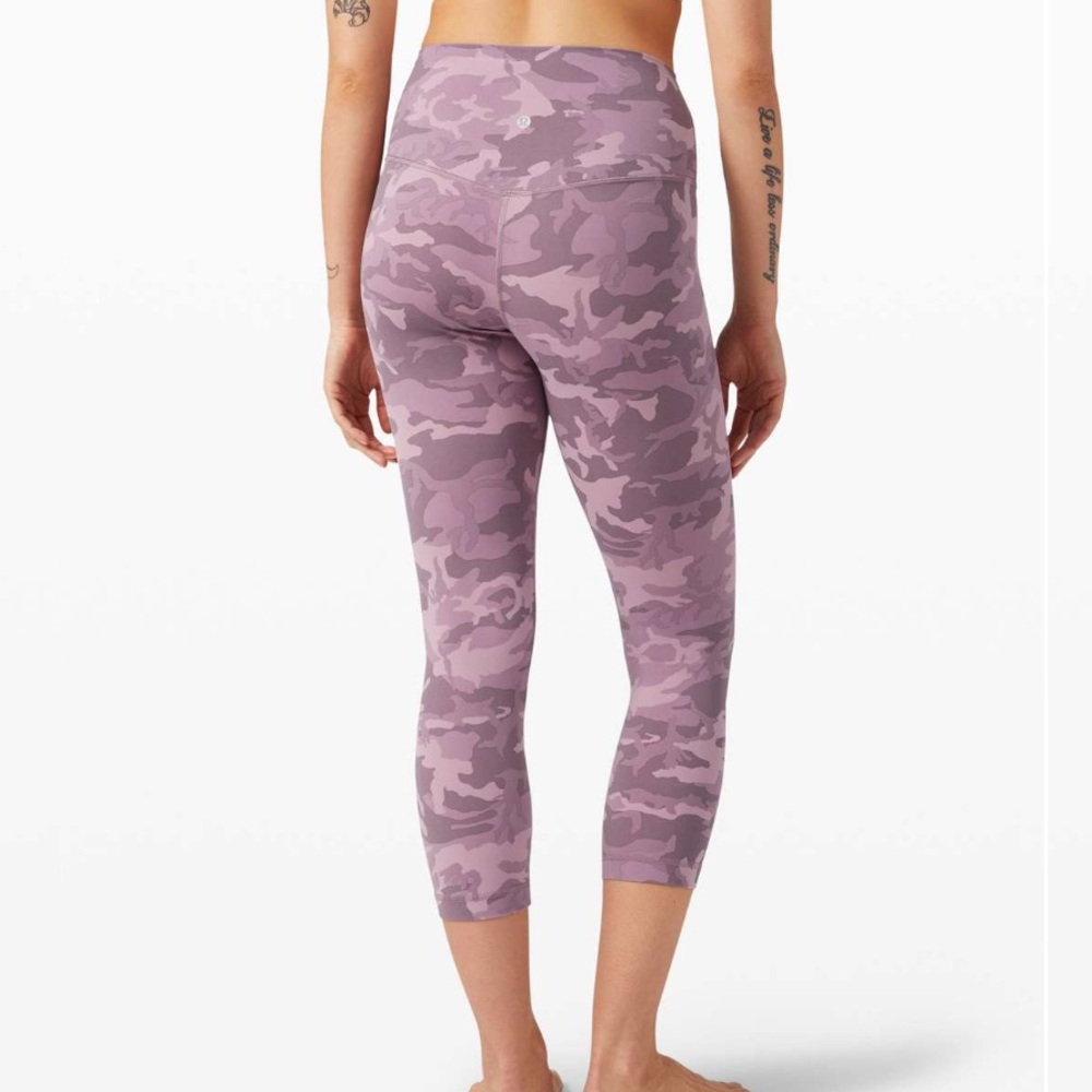🍋Lululemon Align Crop Incognito Camo Pink🍋
